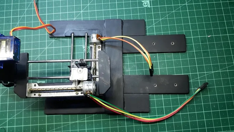 Solder Wire With Motors