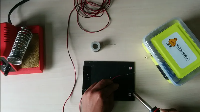 Make the Solar Panel Circuit