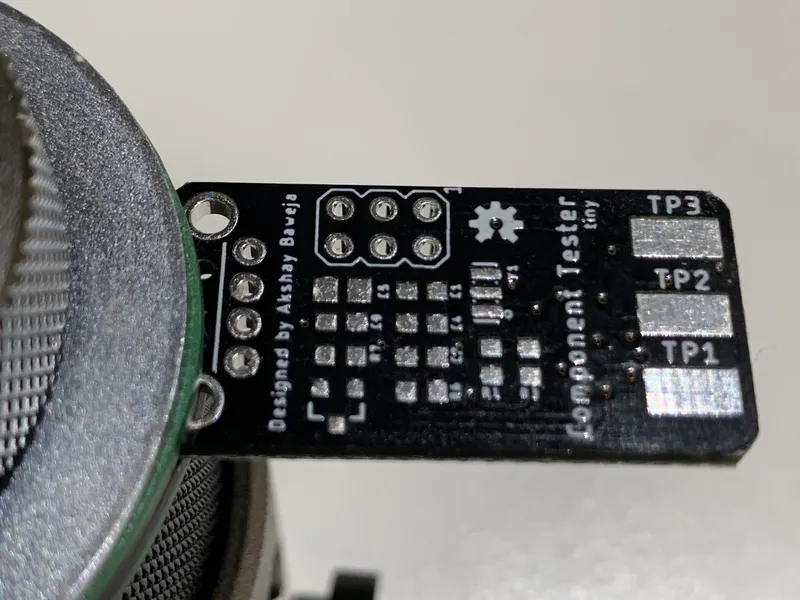 Soldering the Components 🤨