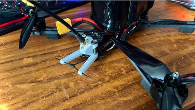 Antenna mount for Mark4 7" frame FPV