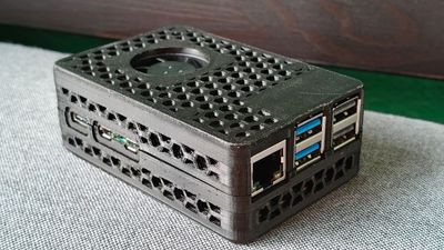 Raspberry Pi 5 Pimoroni NVMe case
