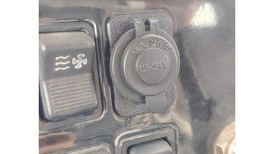 Flush Mount Panel for 12V-24V Marine Cigarette Lighter Socke